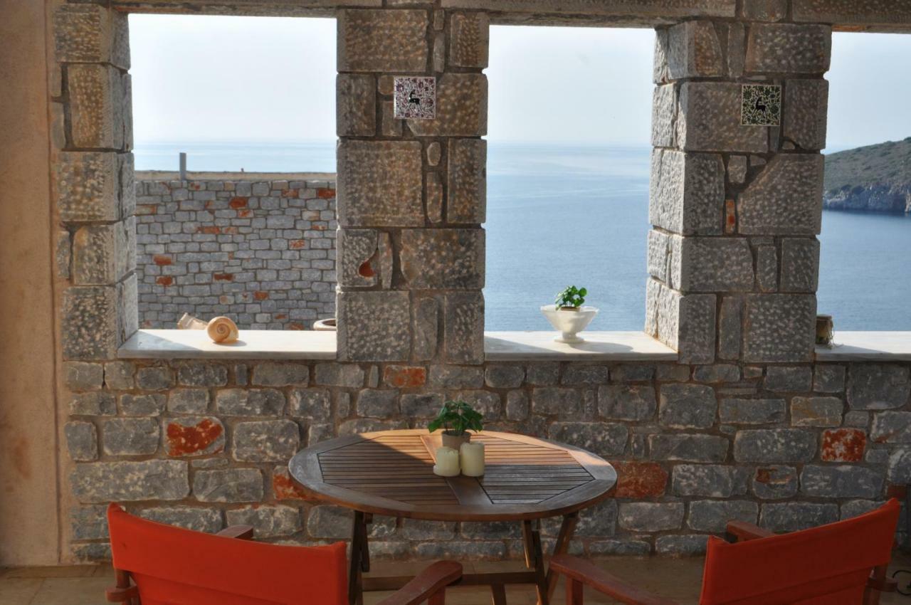 Athevillas Antonis Mina Ngoại thất bức ảnh