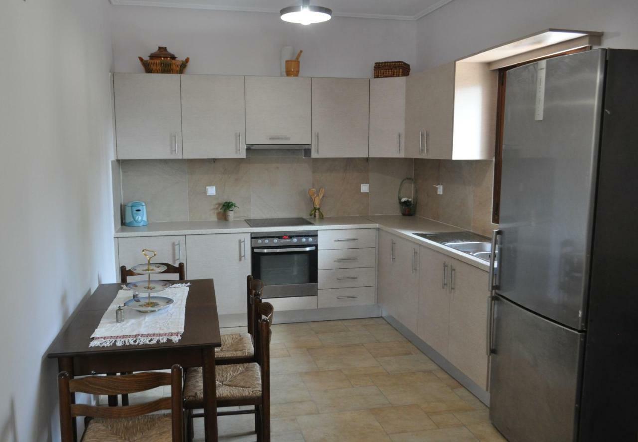 Athevillas Antonis Mina Ngoại thất bức ảnh